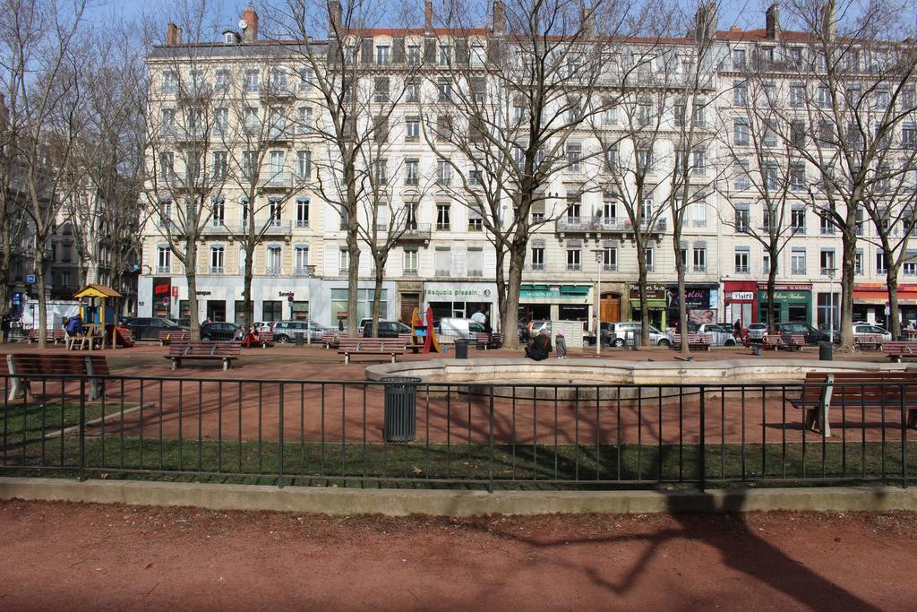 Le 6Eme Cote Foch Apartment ลียง ภายนอก รูปภาพ