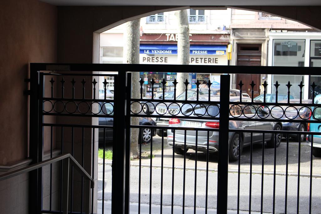 Le 6Eme Cote Foch Apartment ลียง ภายนอก รูปภาพ